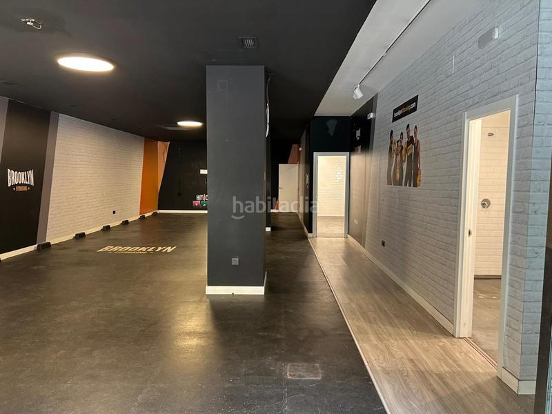 Foto 5bb2c4ee-cf0b-4f35-b495-03a5cd9ba7d8. Lloguer local comercial a Triana Oeste Sevilla