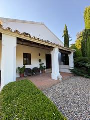 Casa a Constantina. Finca  dehesa de castaños y alcornocales de 45 hectáreas en el p