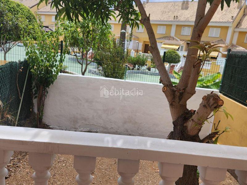 Foto fe1f32ce-e377-4681-9a11-5163810fff0c. Casa adossada a Playa de las Américas Arona