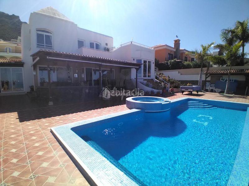 Foto 9f2ac40e-923e-458b-9493-e684259e72f0. Maison dans Fañabé - Ifonche y Benítez Adeje