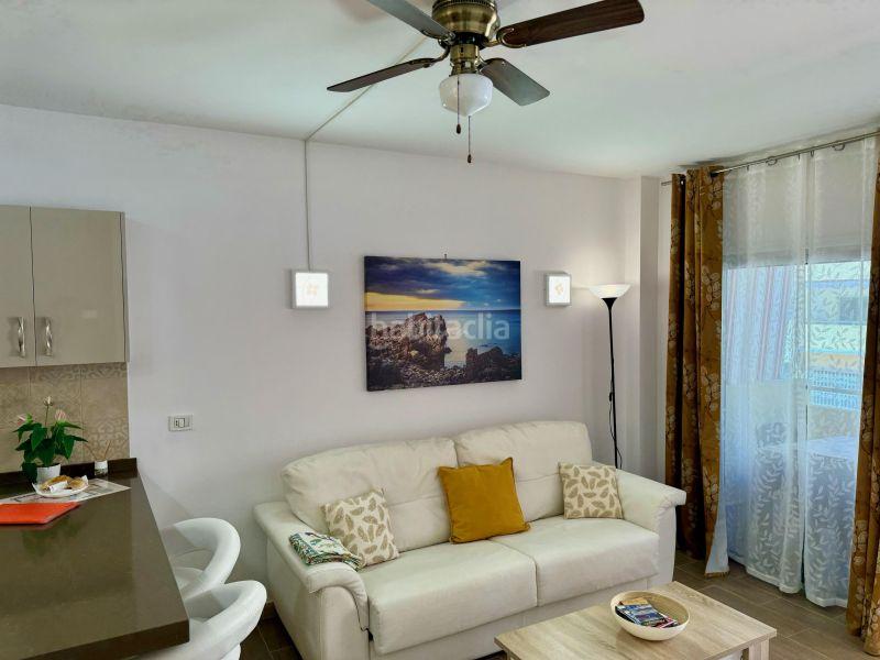 Foto 0df3bbf4-9d5a-4b1c-9e28-5c45d1e2be9c. Apartamento en Los Cristianos Arona
