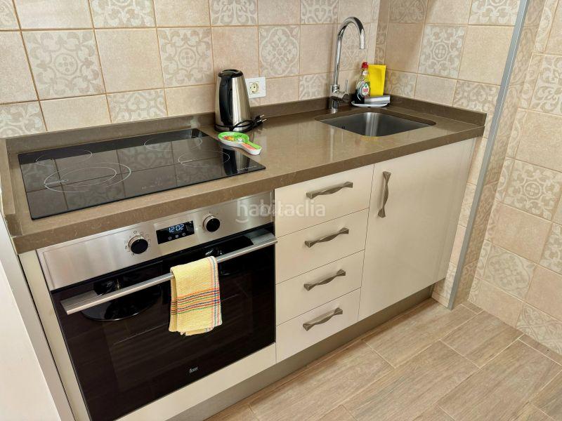 Foto 5886bb60-19ff-45f0-ae77-935761152ea4. Apartamento en Los Cristianos Arona