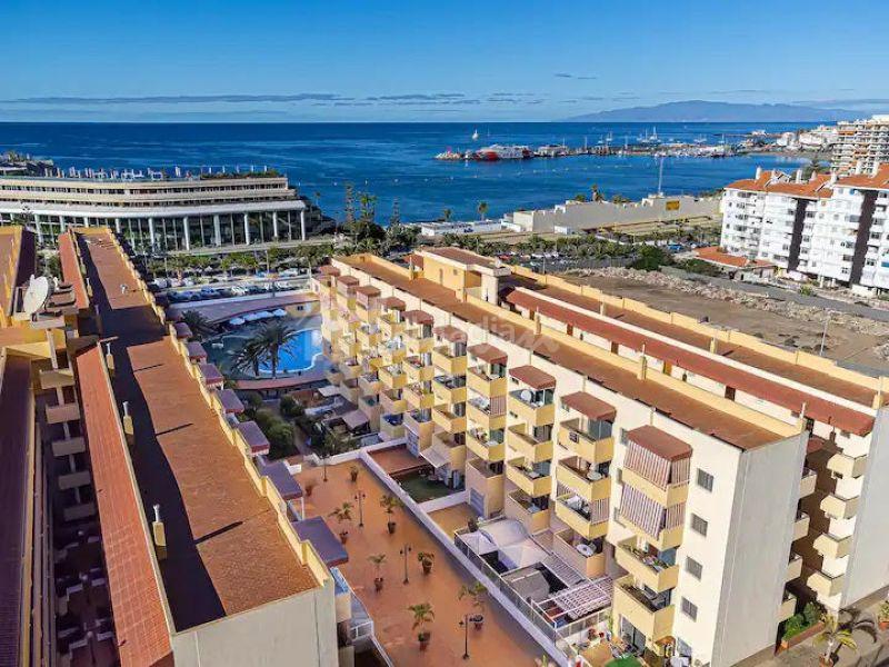 Foto f15841ad-5bf3-401c-aa4d-0d1a0dda088c. Appartement dans Los Cristianos Arona