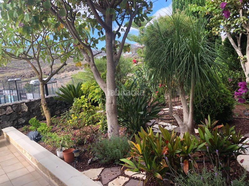 Foto 81855004-3080-40dd-a955-7114ab62752c. Casa a schiera in Los Cristianos Arona