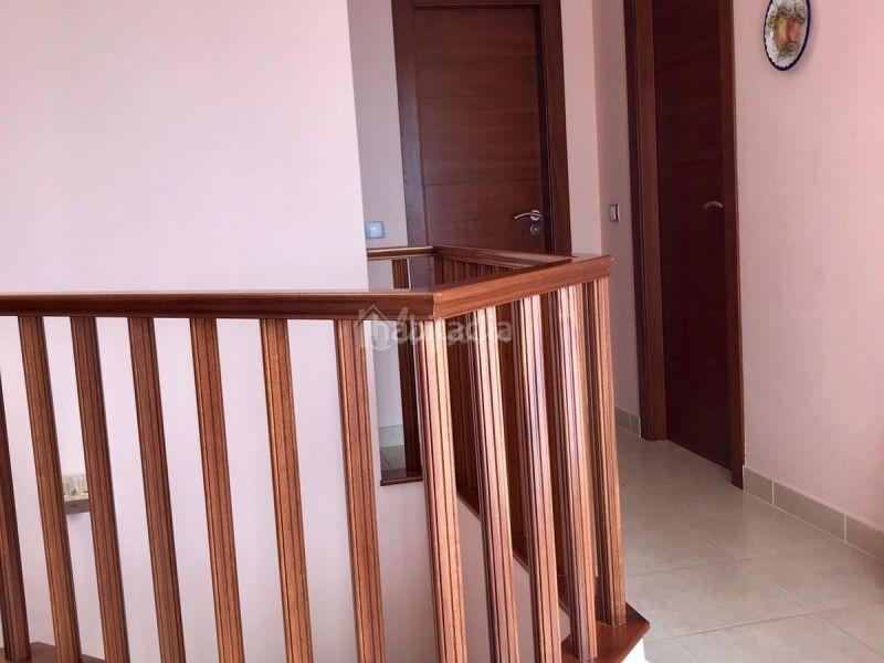 Foto f8ae7f62-3e4b-421f-b18d-3726856b0d91. Casa adosada en Los Cristianos Arona