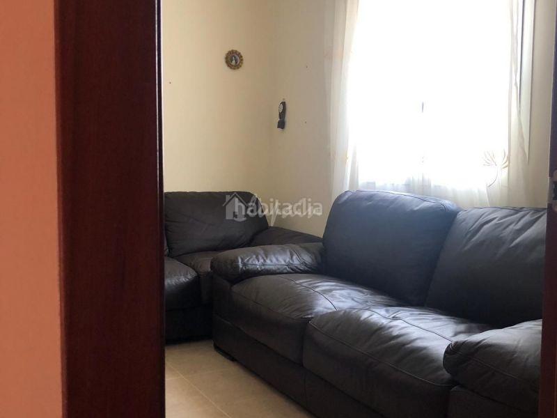 Foto 0bb1e327-9587-47f6-aad0-f09feca91e3a. Maison jumelée dans Los Cristianos Arona