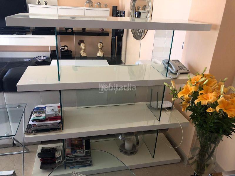 Foto 4260d0a8-bda7-4b87-b1e1-28d87bba05ad. Maison jumelée dans Los Cristianos Arona