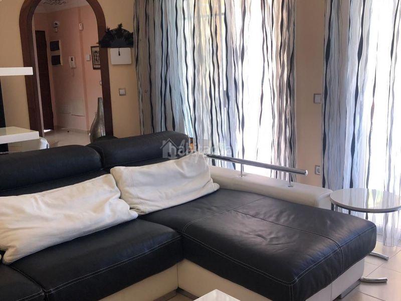 Foto 76598c17-6825-4098-b419-8aa945714b1c. Maison jumelée dans Los Cristianos Arona