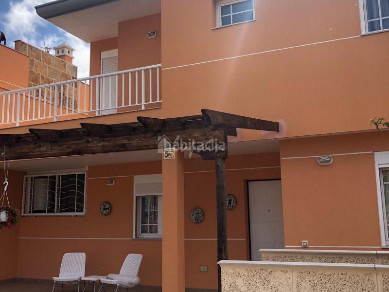 Foto 826b0eca-6438-4c87-a9d6-6f657ec117e5. Maison jumelée dans Los Cristianos Arona