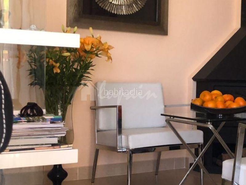 Foto 8e8ae514-3338-4e8c-888a-bac8438fec67. Maison jumelée dans Los Cristianos Arona