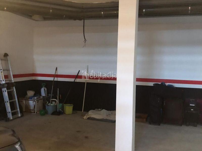 Foto 9ab7e6d1-7c02-437e-8fc2-4aa1a58d8c87. Maison jumelée dans Los Cristianos Arona