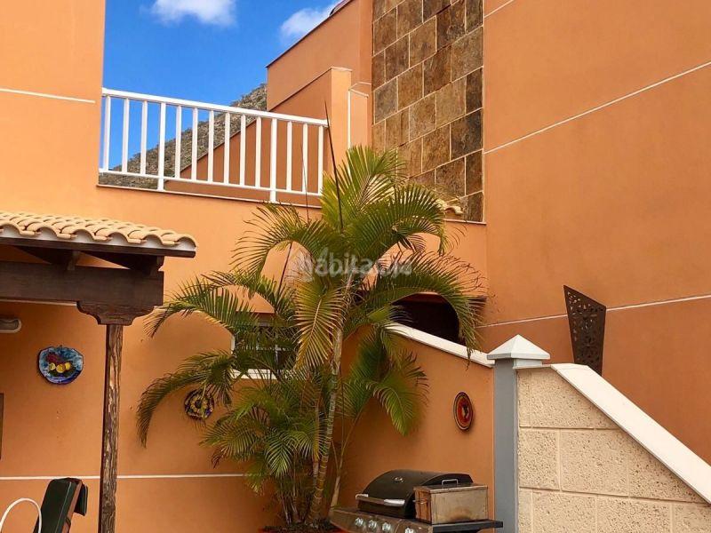 Foto a64db312-8b73-4347-9512-22fe04c1bec1. Maison jumelée dans Los Cristianos Arona
