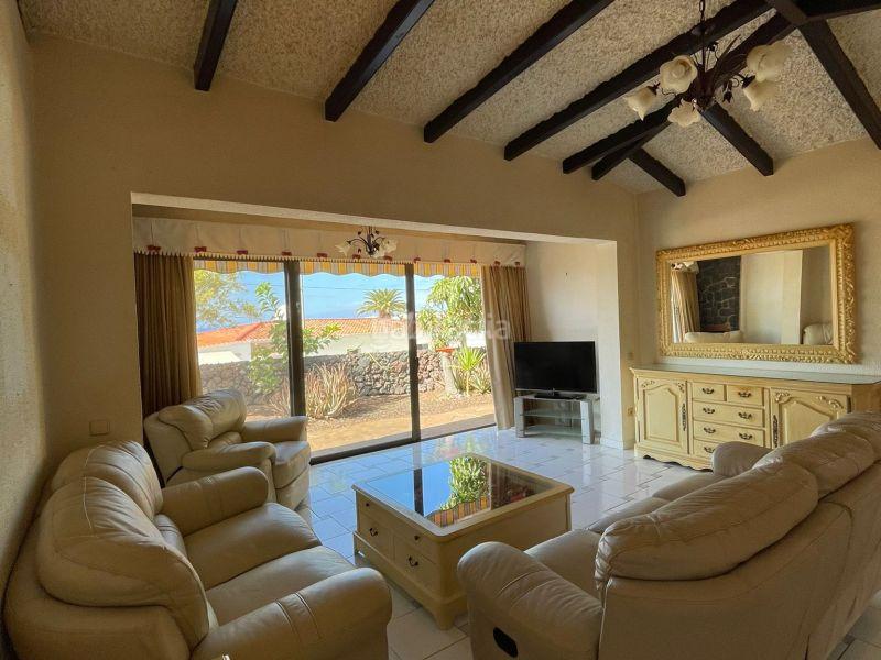Foto 2a4abf0c-24fe-4f93-a90c-818703336ff4. Casa en Playa del Duque Adeje