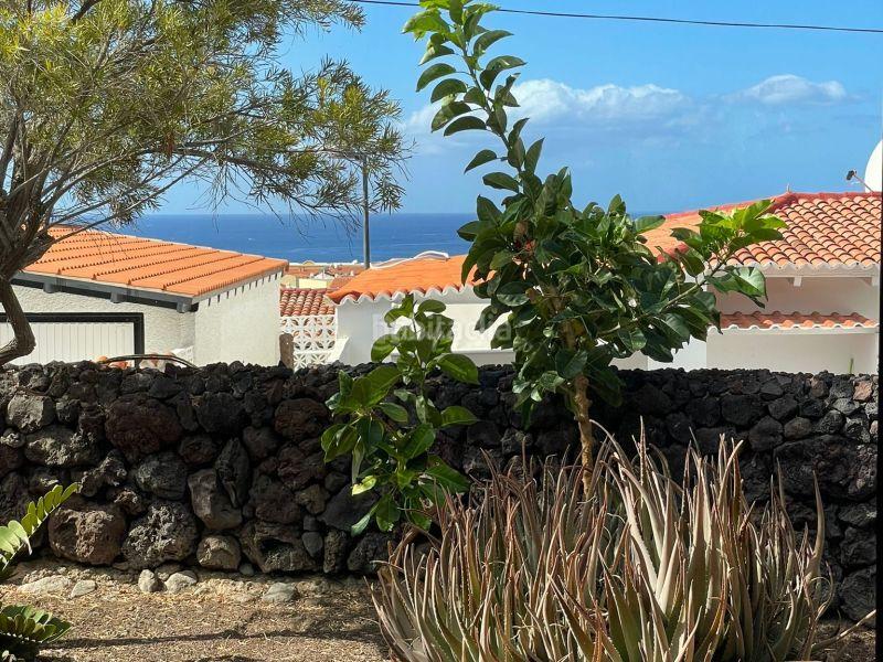 Foto 5115362a-a932-4f94-85b3-f3b6103cf6fd. House in Playa del Duque Adeje