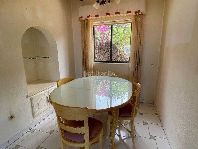 Foto 8020f2e4-7b95-4fce-8cd1-735ef2f00880. House in Playa del Duque Adeje