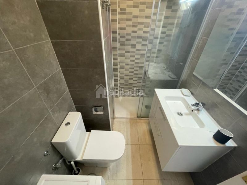 Foto 541598f7-11cd-4f7d-af1c-f9388f605bba. Apartamento en Playa de las Américas Arona