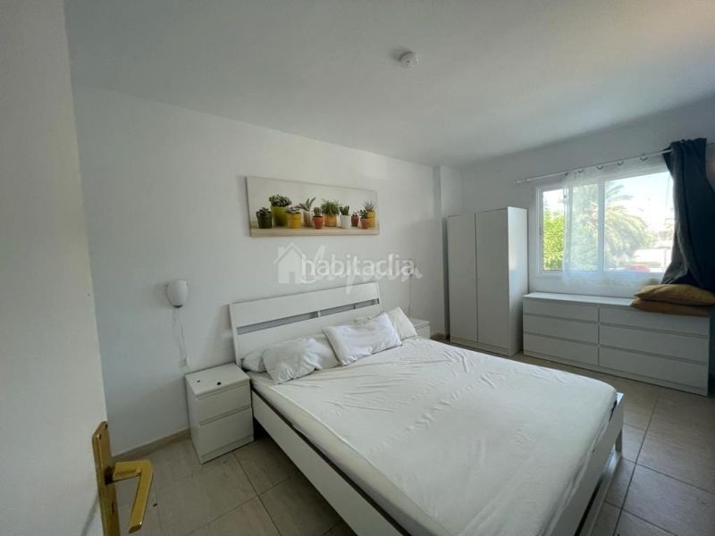 Foto f818360e-3911-40a7-aceb-c58a086878a3. Apartamento en Playa de las Américas Arona