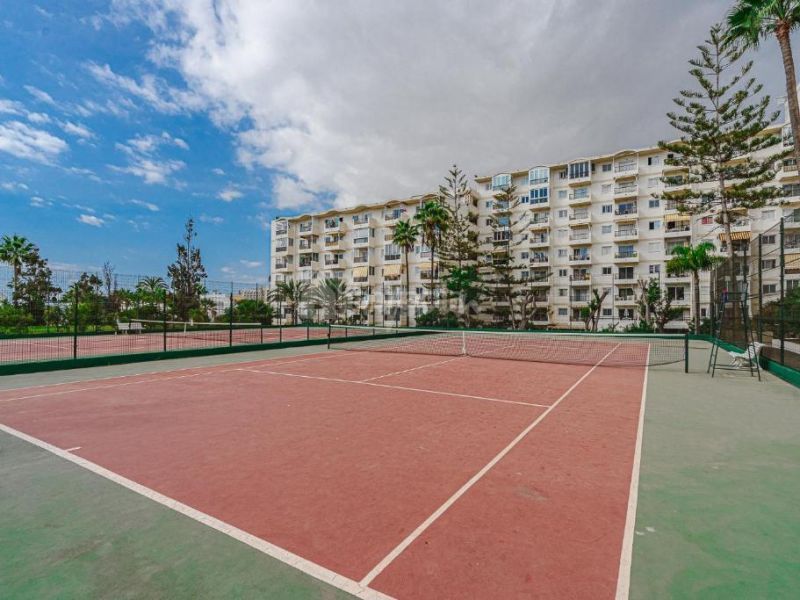 Foto fb7d646c-32ec-47c5-a1a4-2b5a1fa56497. Apartamento en Playa de las Américas Arona