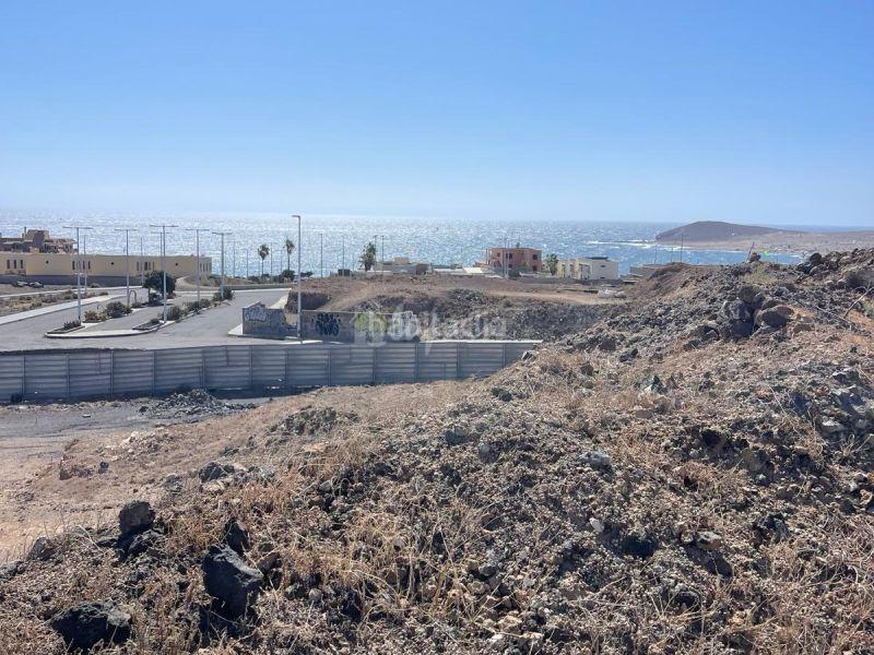 Foto f6bd958a-9bc5-4d1d-b30f-bfd047967560. Maison dans Chayofa Arona