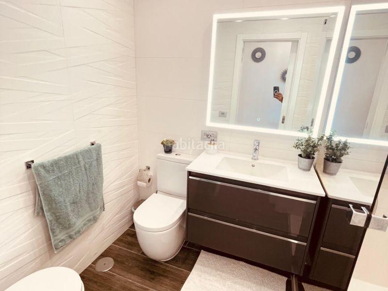 Foto 1246beb6-2e9b-4146-9bcb-cc17ee90568a. Apartamento en Los Cristianos Arona