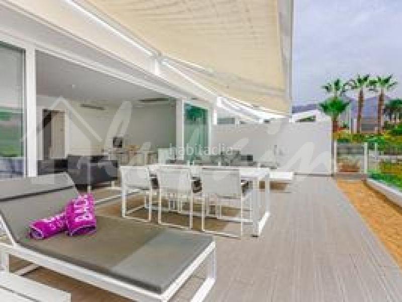 Foto 03b995d3-3042-47fe-a6d0-cea75356a346. Apartamento en Playa Fañabé Alto Adeje
