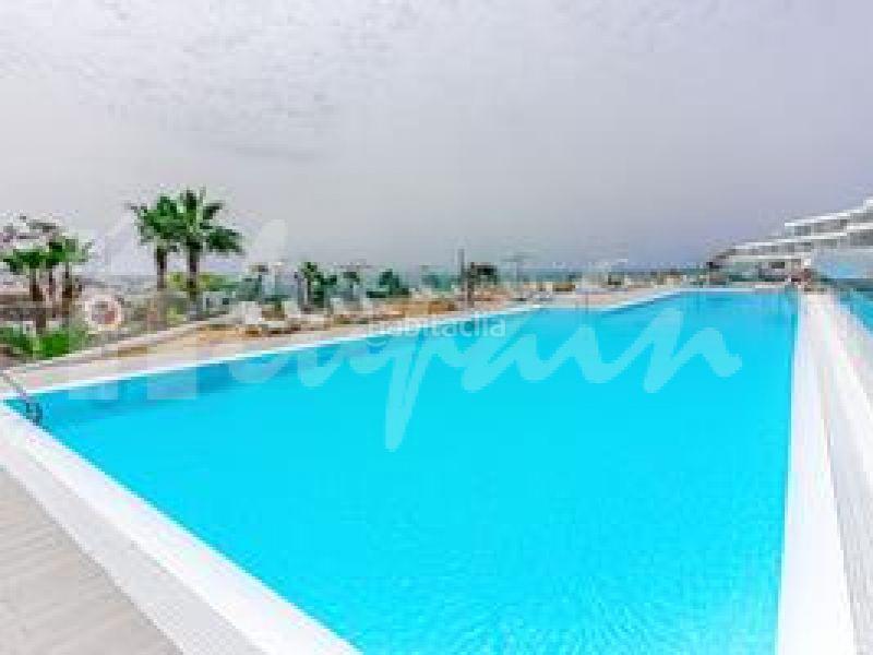 Foto 0d3994b4-d5c6-407c-8c9a-83c13d0f834f. Apartamento en Playa Fañabé Alto Adeje