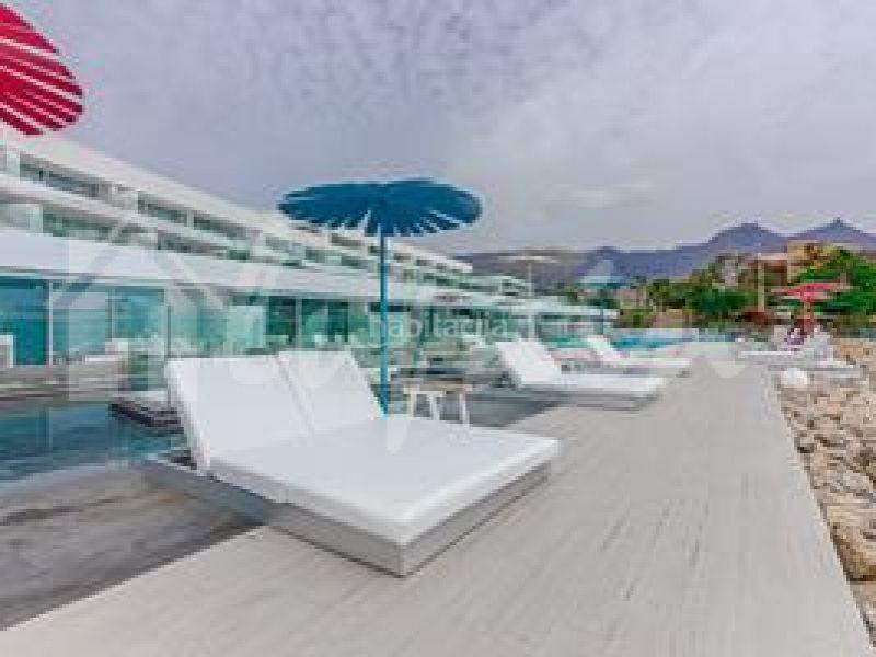 Foto 398439ef-794a-439d-874d-04611736c368. Apartamento en Playa Fañabé Alto Adeje