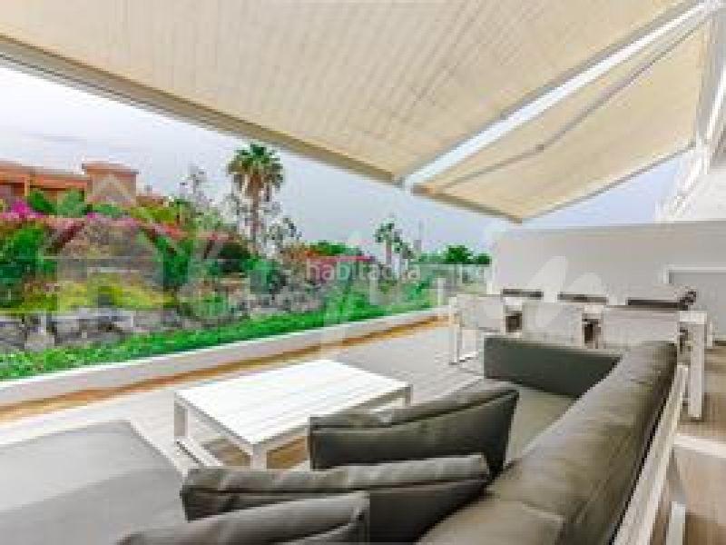 Foto 46e94f98-c9bb-4428-b422-7bd09ac1b22b. Apartamento en Playa Fañabé Alto Adeje
