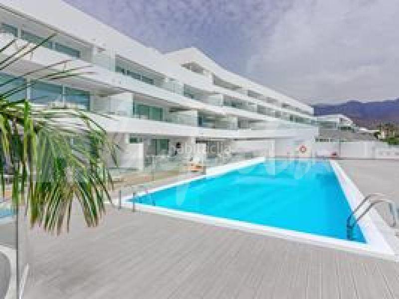 Foto 58563672-c766-4357-8a5c-2df7fa0f1743. Apartamento en Playa Fañabé Alto Adeje