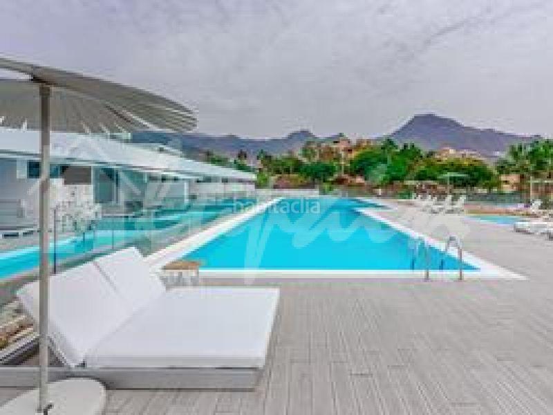 Foto 59ed92b0-b14f-4997-978d-fe4e30356670. Apartamento en Playa Fañabé Alto Adeje