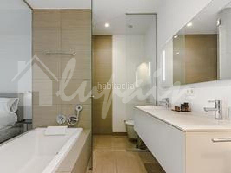 Foto 79f07b22-941f-462a-9d56-f41b8b52cb65. Apartamento en Playa Fañabé Alto Adeje