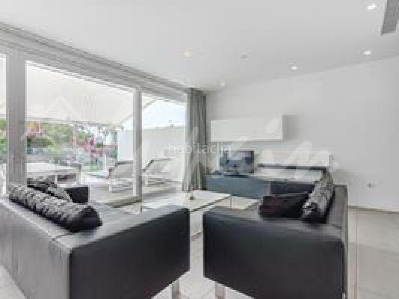 Foto 84c91842-daba-46dd-a5b2-fe7046039683. Apartamento en Playa Fañabé Alto Adeje