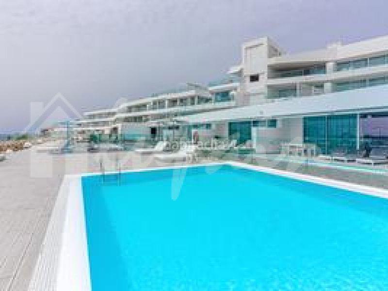 Foto 87814cbc-9f46-402a-8796-5748c530278e. Apartamento en Playa Fañabé Alto Adeje
