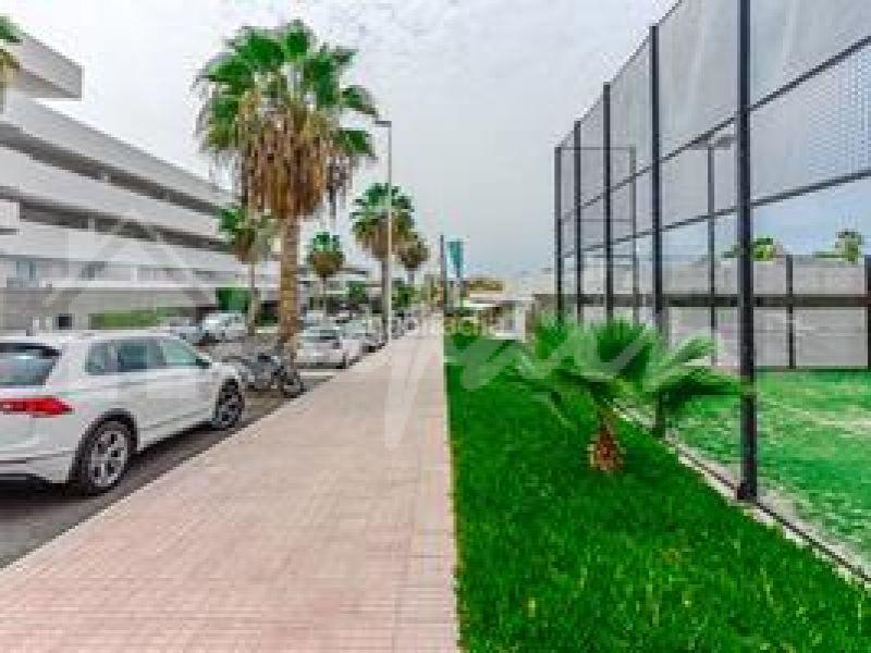 Foto e18ca02b-e828-4649-8728-8e0f044b5a50. Apartamento en Playa Fañabé Alto Adeje