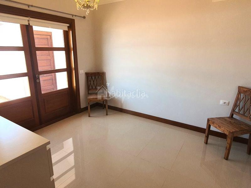 Foto 58b26088-5b9d-4e09-8ef9-0f91fae0d7f8. Casa a Acantilados de Los Gigantes Santiago del Teide