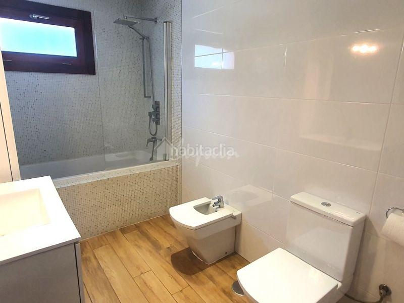 Foto 125ecbb6-79b7-4b3e-87ef-ae48088296e2. Maison dans Acantilados de Los Gigantes Santiago del Teide