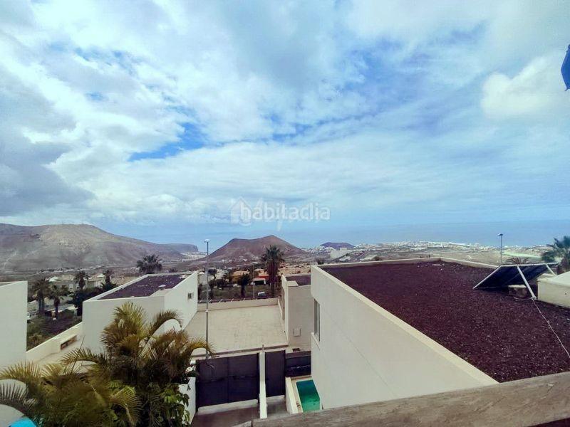 Foto 2ce44c5a-6f13-49d3-95ad-94fdf3513cf0. Maison dans Chayofa Arona