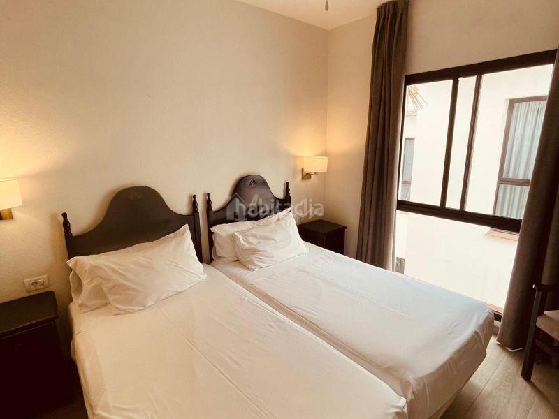 Foto 07026ee3-ff1d-4ab1-ade9-4377db5e289f. Apartamento en Los Cristianos Arona