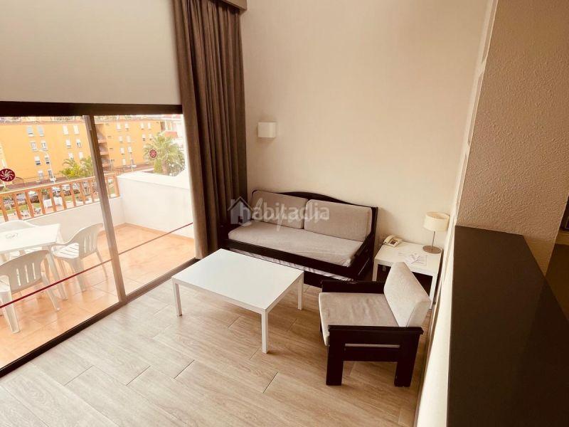 Foto a93a050d-4c67-44f8-976a-dd3ee4375a42. Apartamento en Los Cristianos Arona