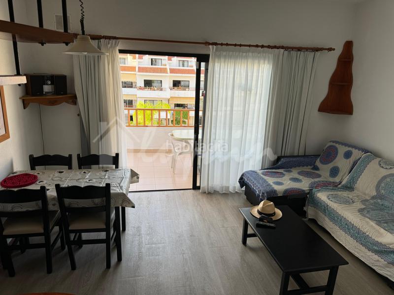 Foto 06a9eedc-8a67-4f49-b2ab-84fb008b739a. Apartamento en Los Cristianos Arona