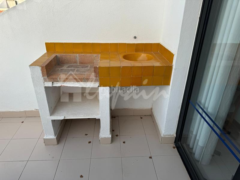 Foto f9ca67f5-2a76-454b-b7d5-49a3475648b8. Apartamento en Los Cristianos Arona