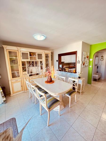 Foto ca5fc19f-3a5c-4399-845b-79288cfa9707. Penthouse in Los Cristianos Arona