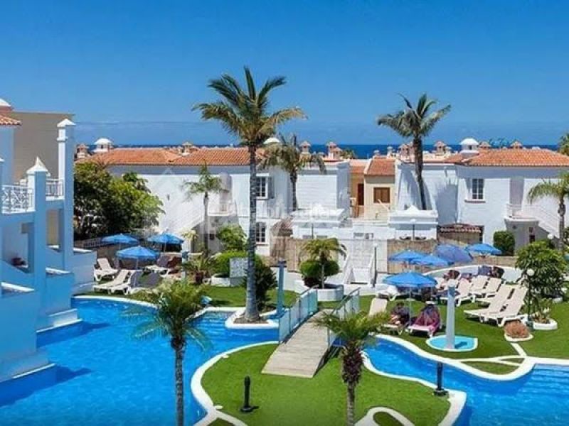 Foto a3c2af7b-28ce-4e98-99dd-42f56709cdd5. Apartment in Playa de Fañabé Adeje