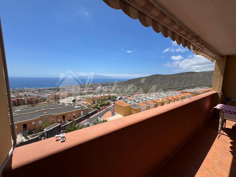 Foto cc74f34a-9d26-403f-a168-5ae5abd5da49. Penthouse in Torviscas Centro y Alto Adeje