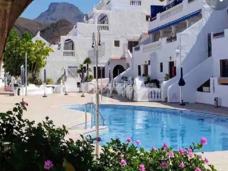 Foto a8c6235d-46d1-4247-9599-166046d22e83. Apartamento en Los Cristianos Arona