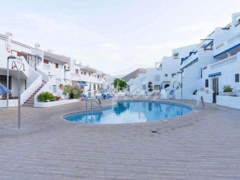 Foto f0528c47-80b6-451f-8c43-78d1d4ab91bb. Apartamento en Los Cristianos Arona