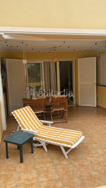 Foto b1da646a-4b94-45ef-b77d-5bf0d97180d0. Casa adossada a Playa de las Américas Arona