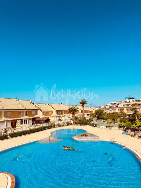Foto fa5ad87b-659e-4dca-a32d-fbc05f501db6. Casa adossada a Playa de las Américas Arona