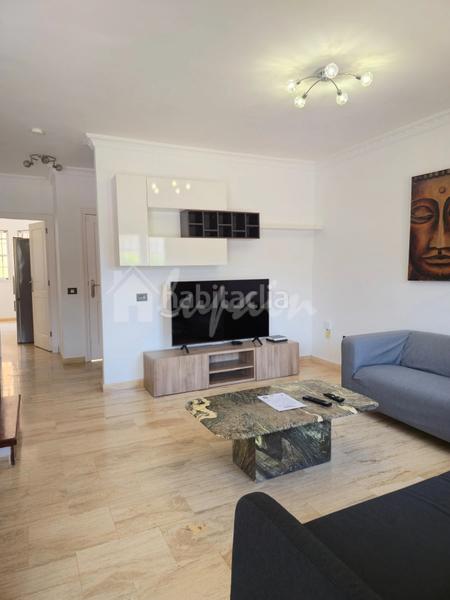 Foto 08402eb6-bc30-487b-a08f-260f25e7dd4c. Casa adossada a Chayofa Arona