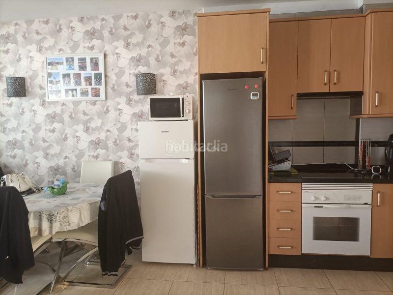 Foto 7243f42f-d5d3-4126-a553-b774da149897. Apartamento en Los Cristianos Arona